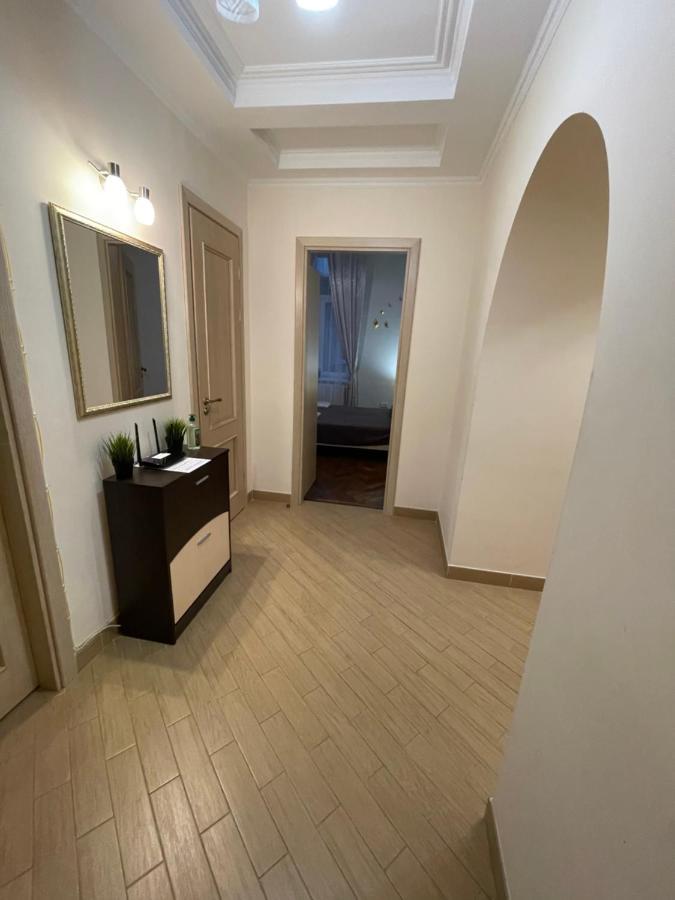 3 Rooms Apartments In The City Centr Lemberg Exterior foto
