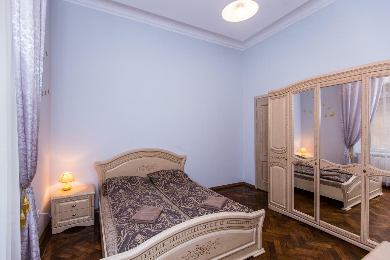 3 Rooms Apartments In The City Centr Lemberg Exterior foto